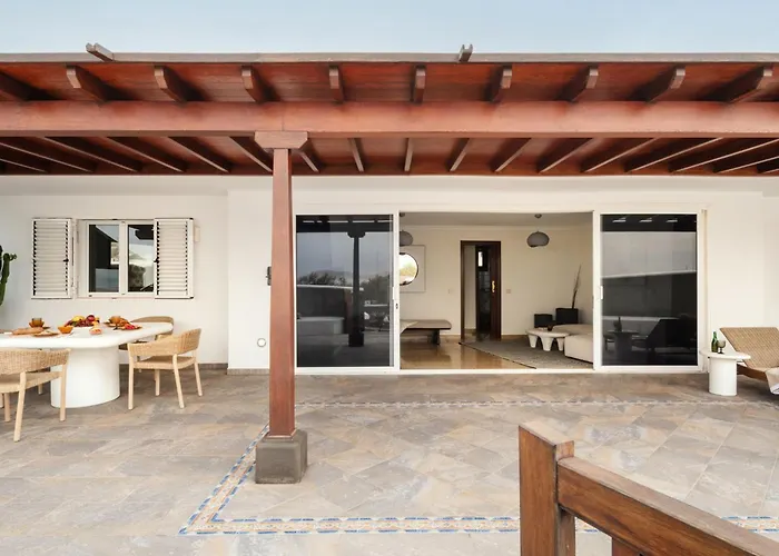 Canaryislandshost I Esencia Appartement *