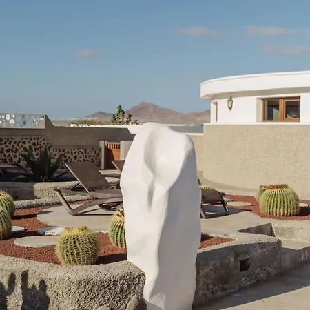 Canaryislandshost I Esencia Apartamento *