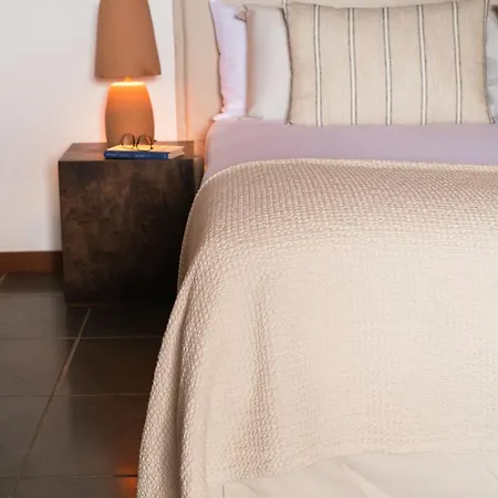 Canaryislandshost I Esencia Apartamento Famara